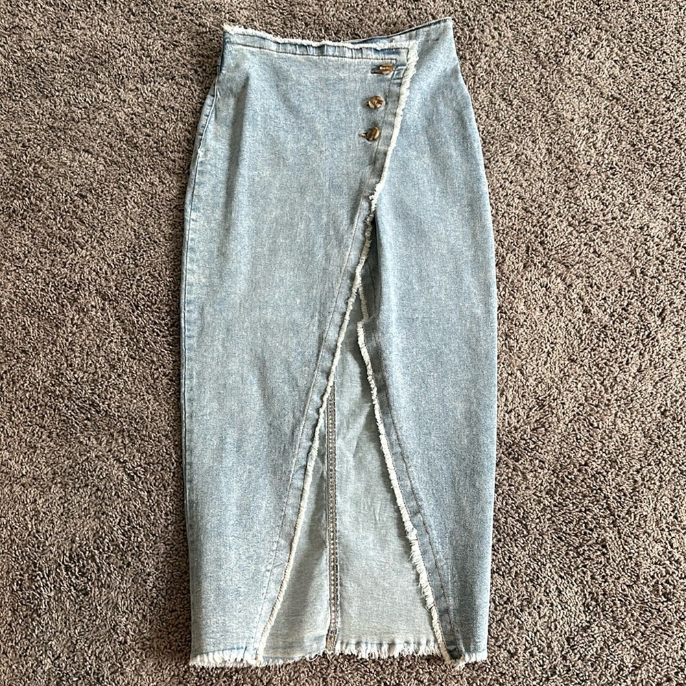 Denim skirt